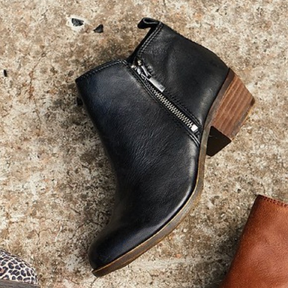 lucky brand basel smooth leather zip block heel booties